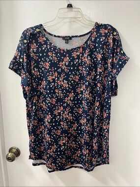 AUW Navy Floral Short Sleeve Top with Coral Accents